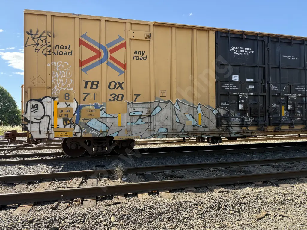 TBOX671307 - NORTH-AMERICA