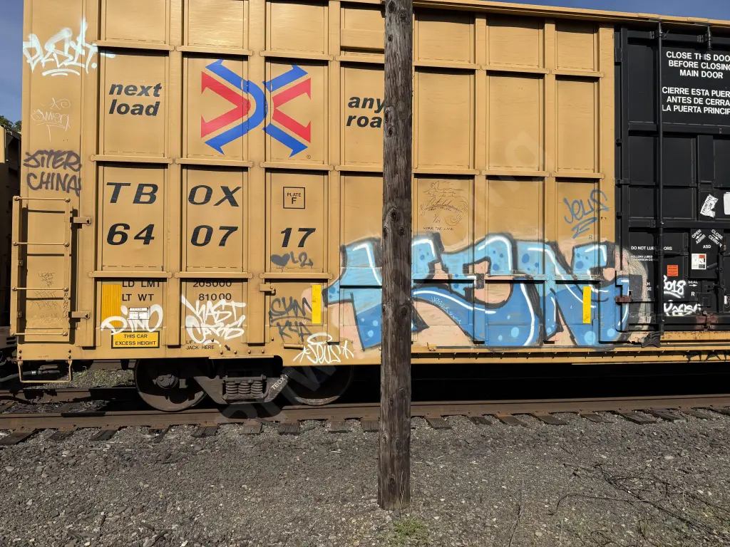 TBOX640717 - NORTH-AMERICA