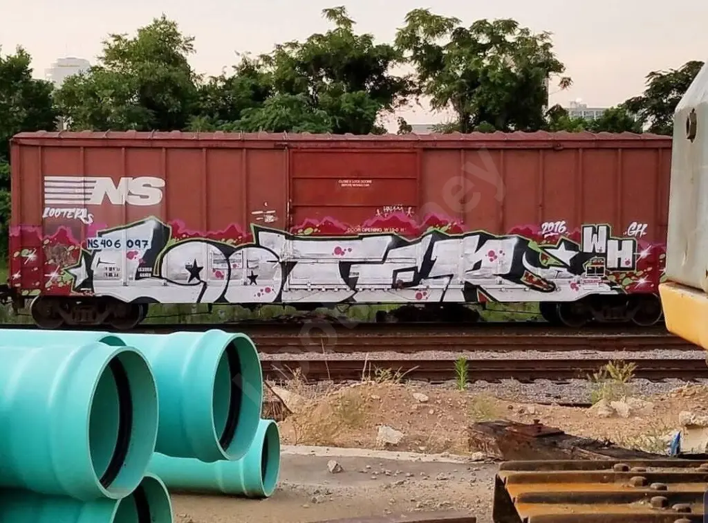 NS406097 - NORTH-AMERICA