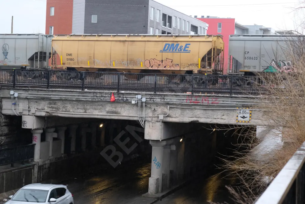 DME51180 - NORTH-AMERICA