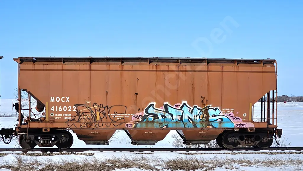 MOCX416022 - NORTH-AMERICA