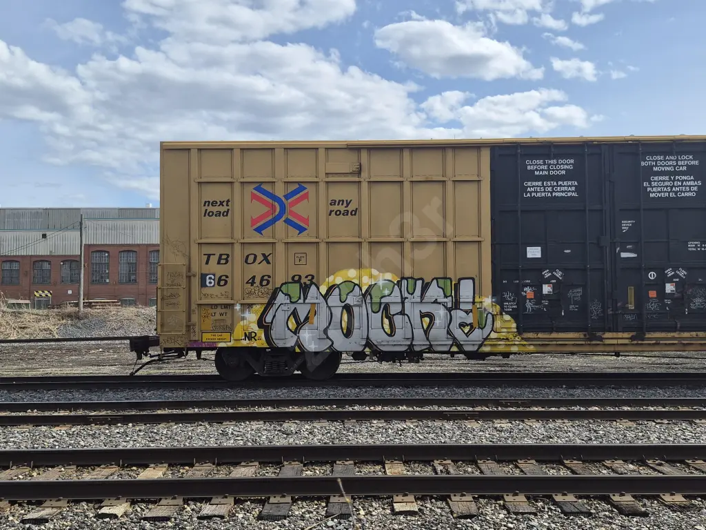 TBOX664693 - NORTH-AMERICA