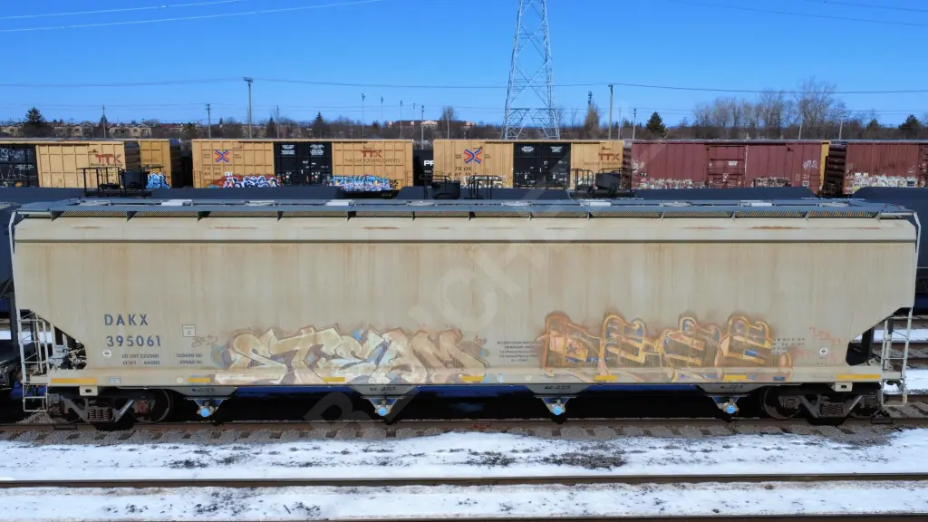 DAKX395061 - NORTH-AMERICA