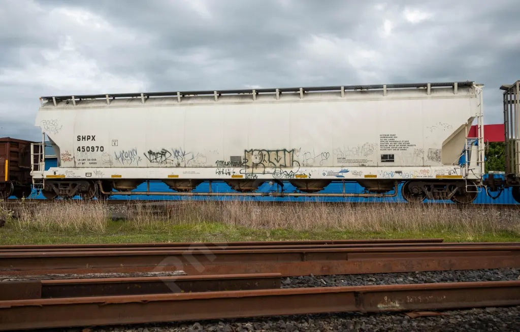 SHPX450970 - NORTH-AMERICA