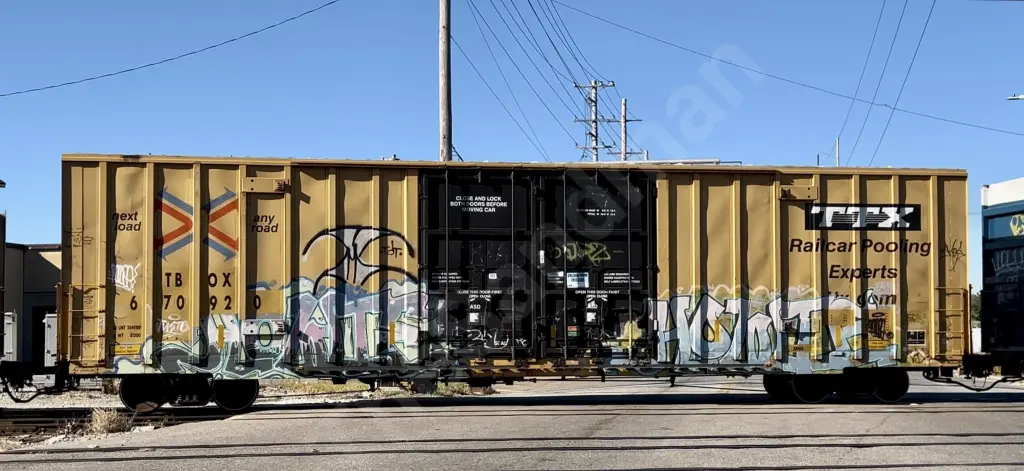 TBOX670920 - NORTH-AMERICA