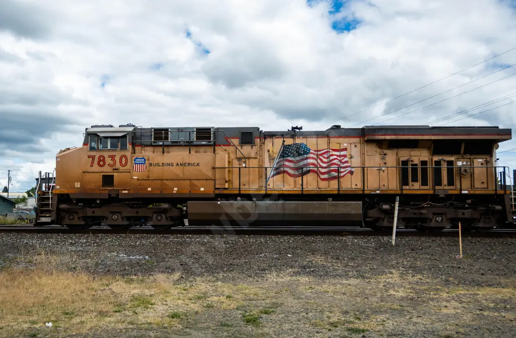 UP7830 - NORTH-AMERICA
