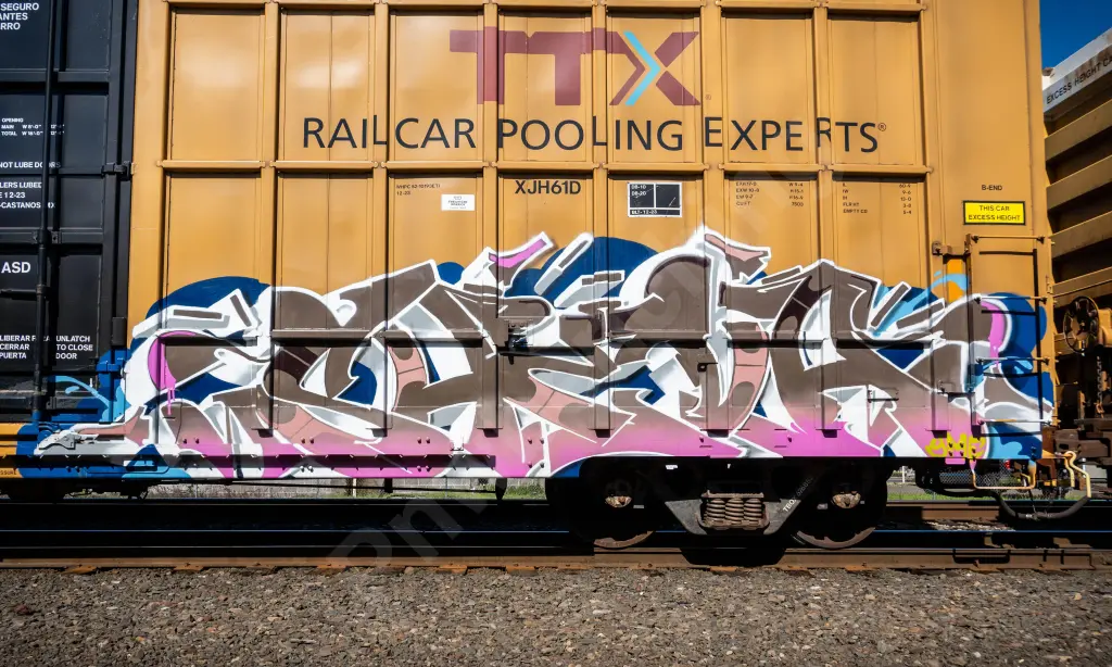 TBOX676852 - NORTH-AMERICA