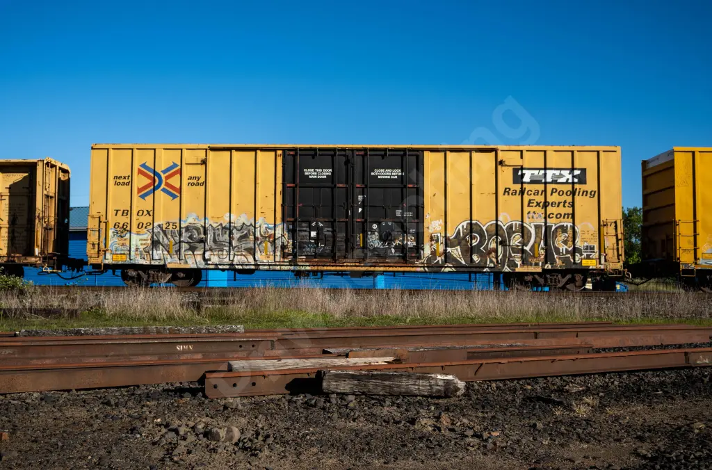 TBOX660225 - NORTH-AMERICA