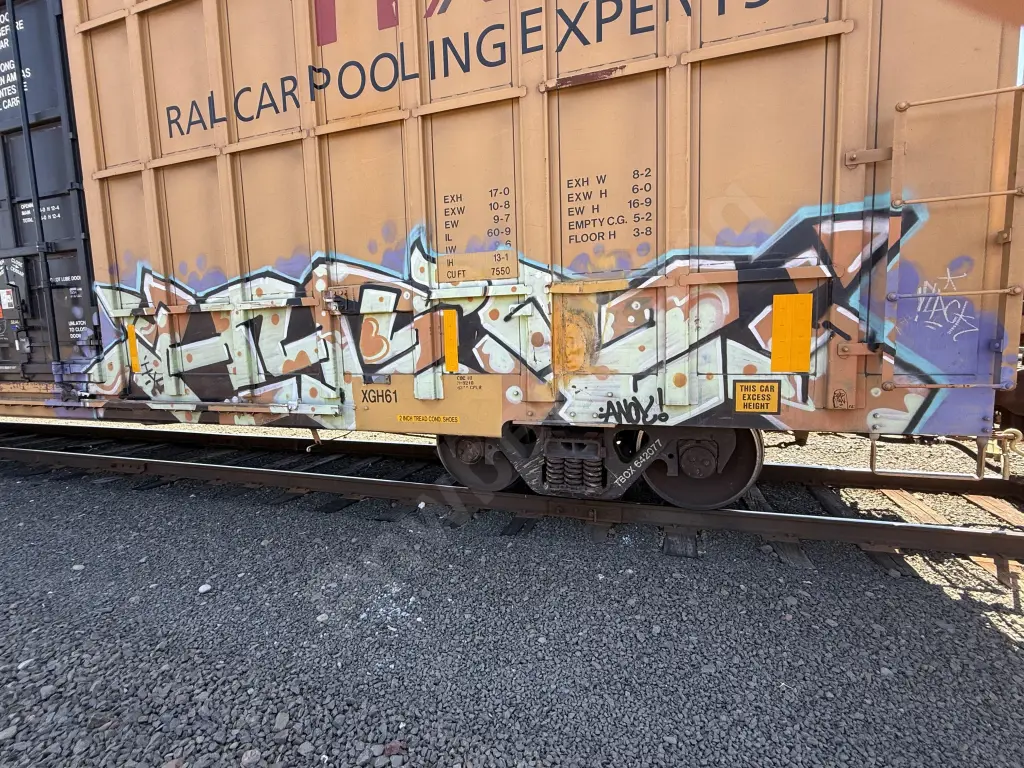 TBOX642077 - NORTH-AMERICA