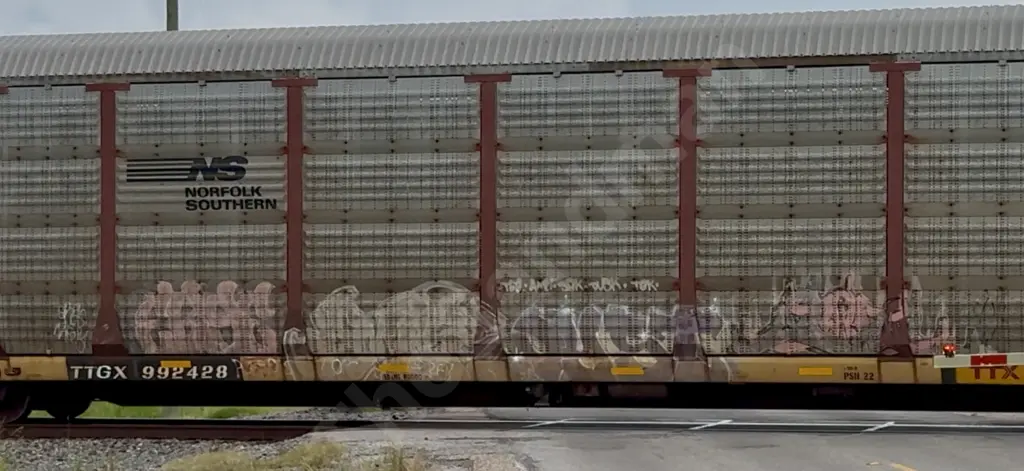 TTGX992428 - NORTH-AMERICA