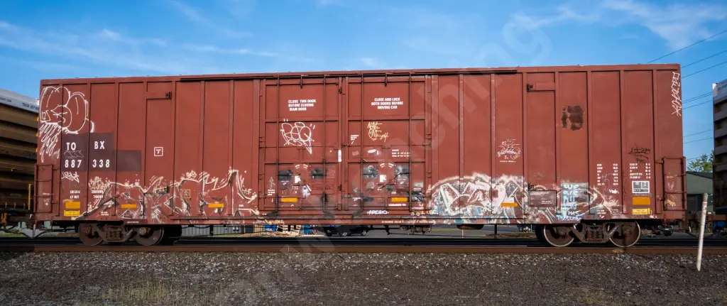 TOBX887338 - NORTH-AMERICA