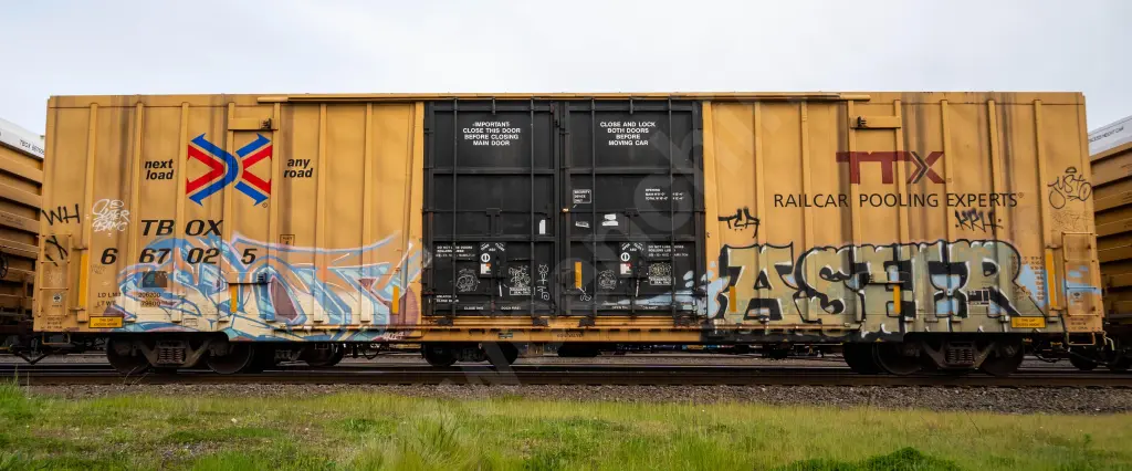 TBOX667025 - NORTH-AMERICA
