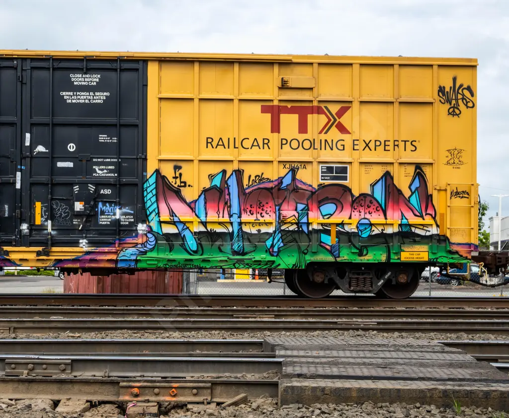TBOX676151 - NORTH-AMERICA