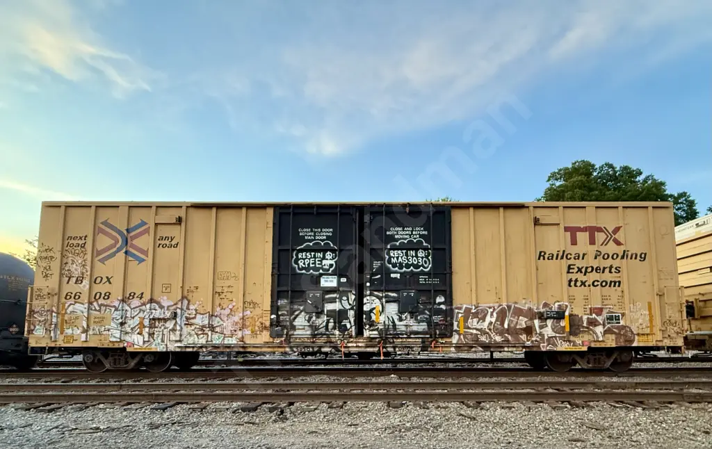 TBOX660884 - NORTH-AMERICA
