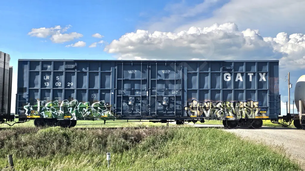 LRS130229 - NORTH-AMERICA