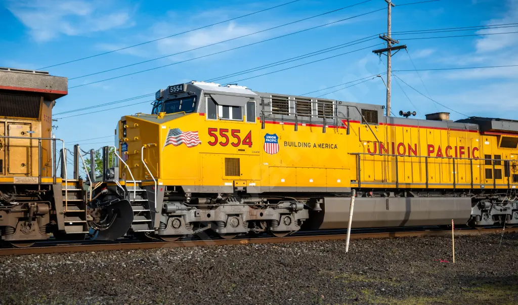 UP5554 - NORTH-AMERICA