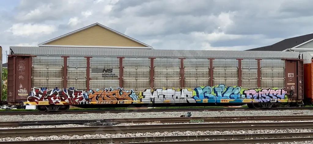 TTGX974562 - NORTH-AMERICA
