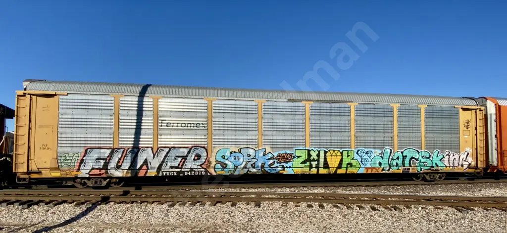 TTGX942379 - NORTH-AMERICA