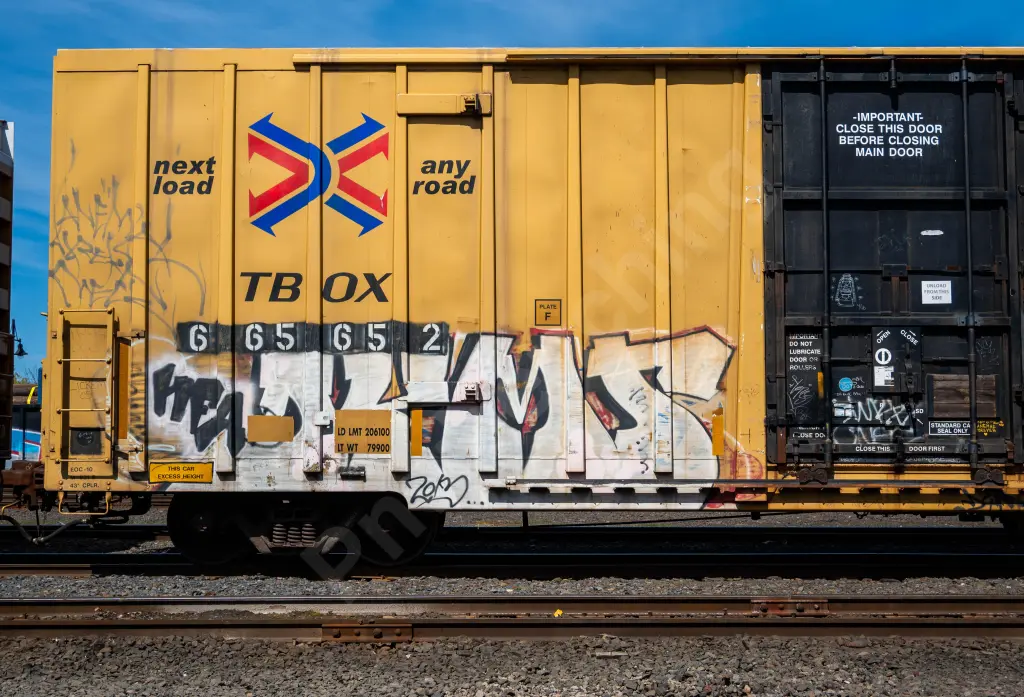 TBOX665652 - NORTH-AMERICA