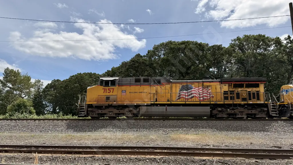 UP7157 - NORTH-AMERICA
