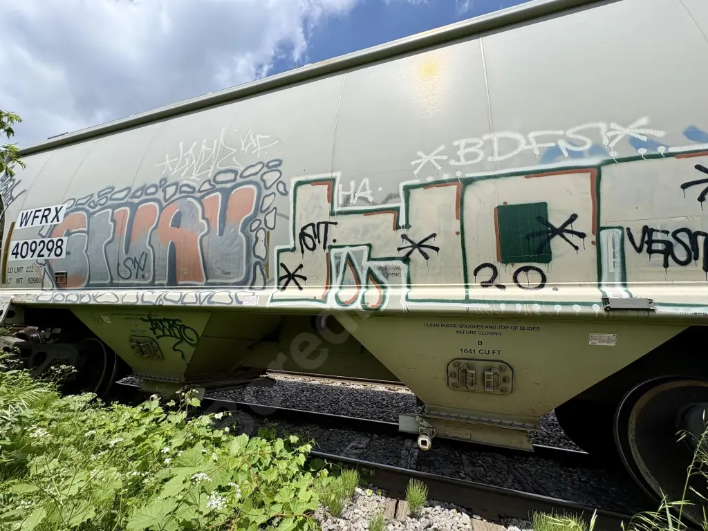 Train photo