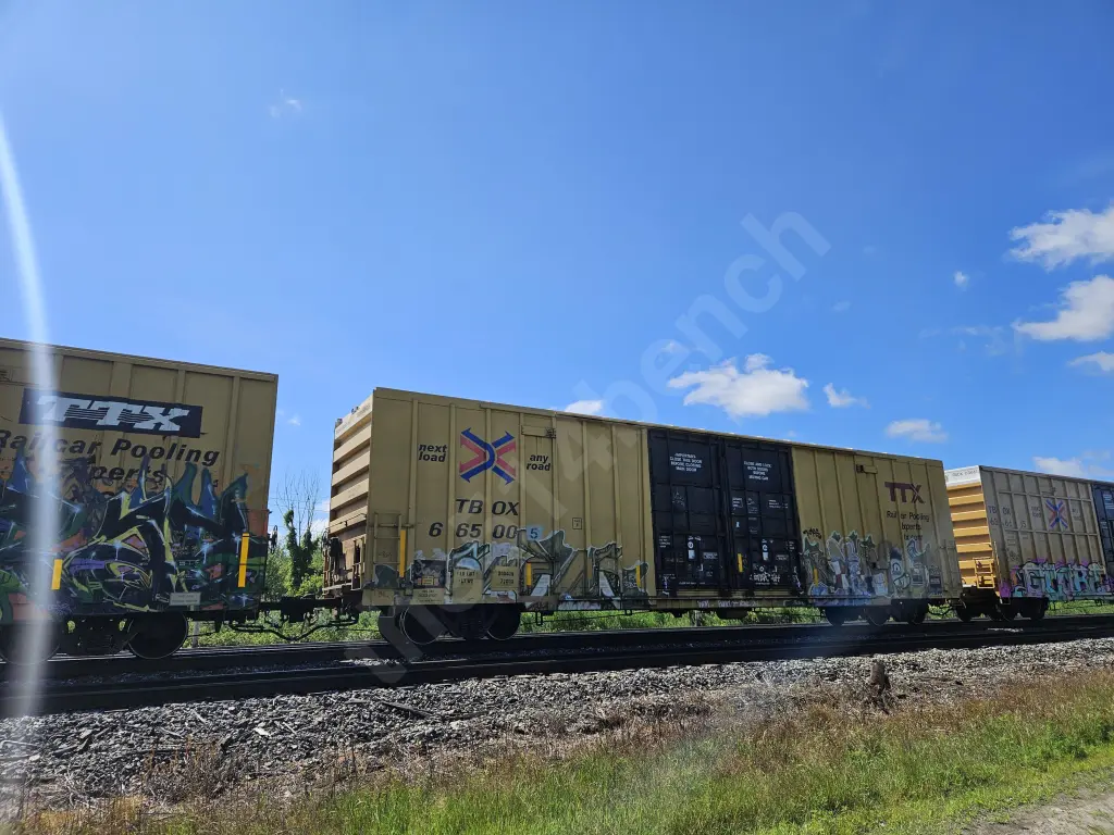 TBOX665005 - NORTH-AMERICA