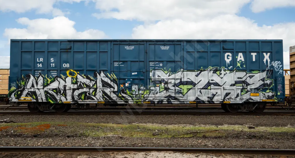 LRS141108 - NORTH-AMERICA
