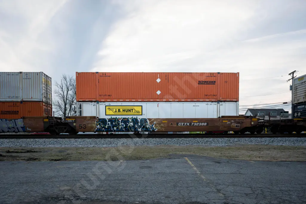 DTTX732388 - NORTH-AMERICA