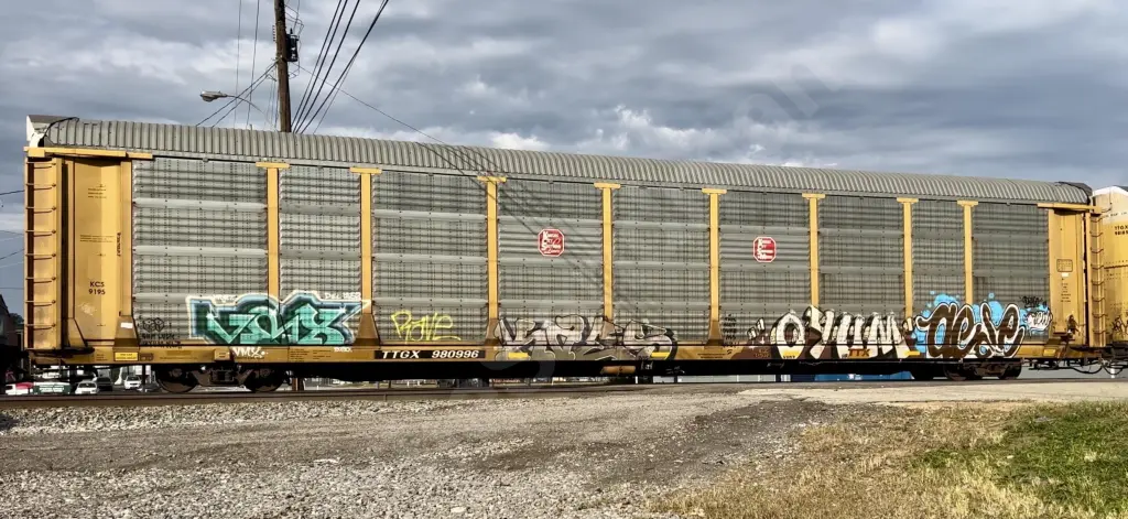 TTGX980996 - NORTH-AMERICA