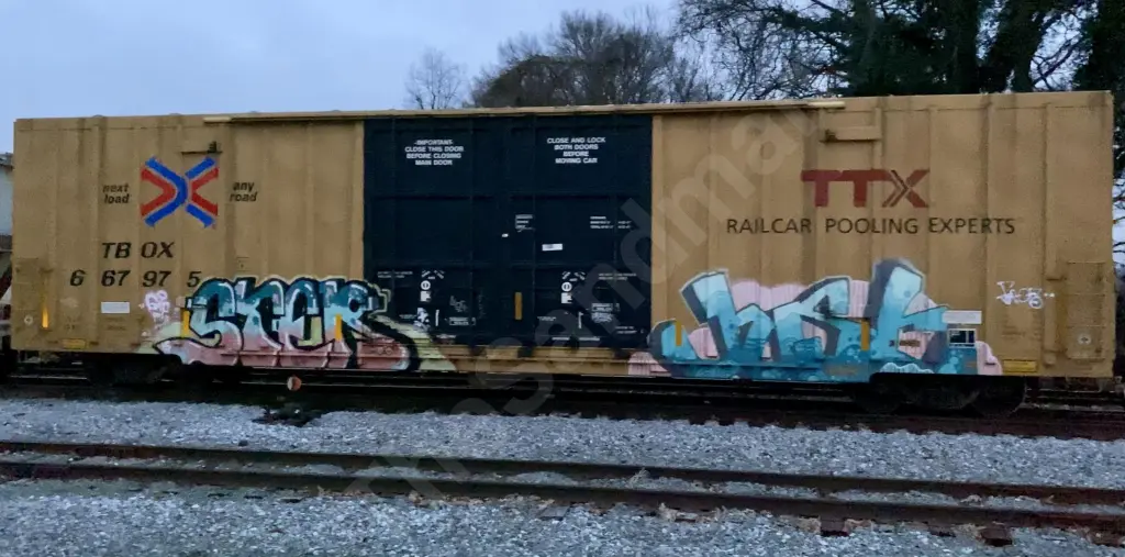 TBOX667975 - NORTH-AMERICA