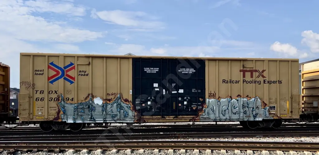 TBOX663094 - NORTH-AMERICA