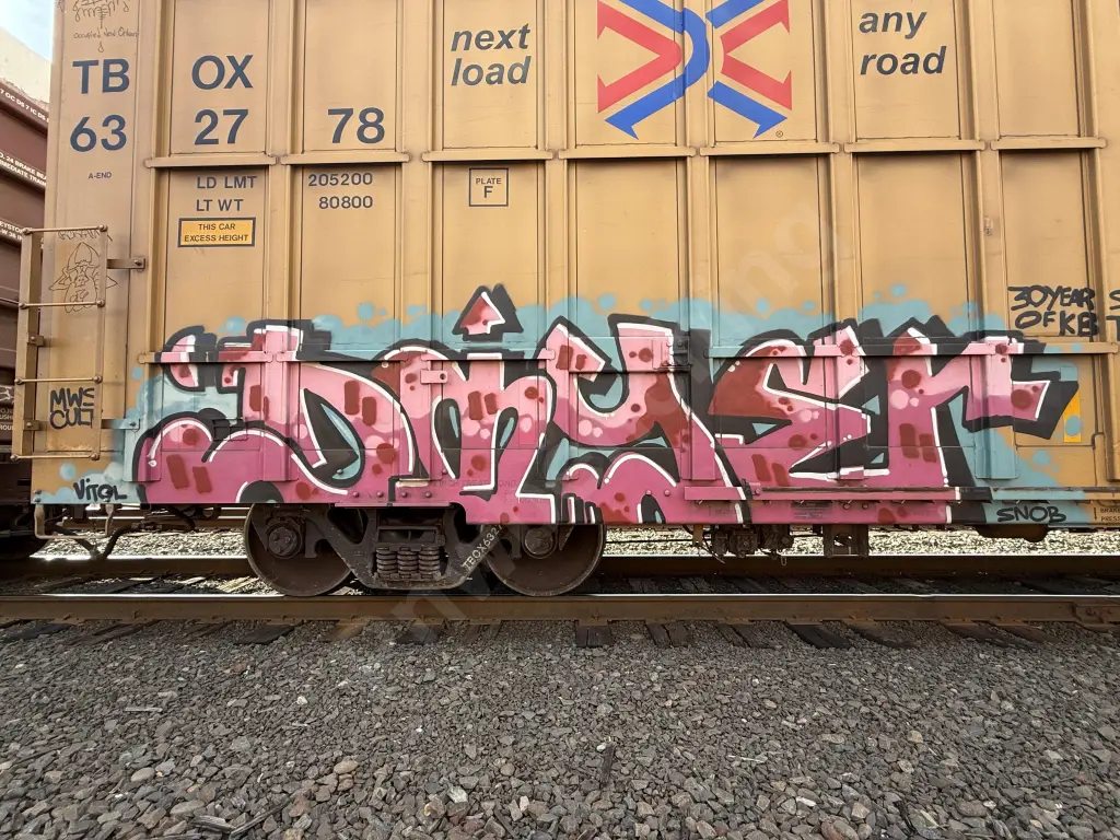 TBOX632778 - NORTH-AMERICA