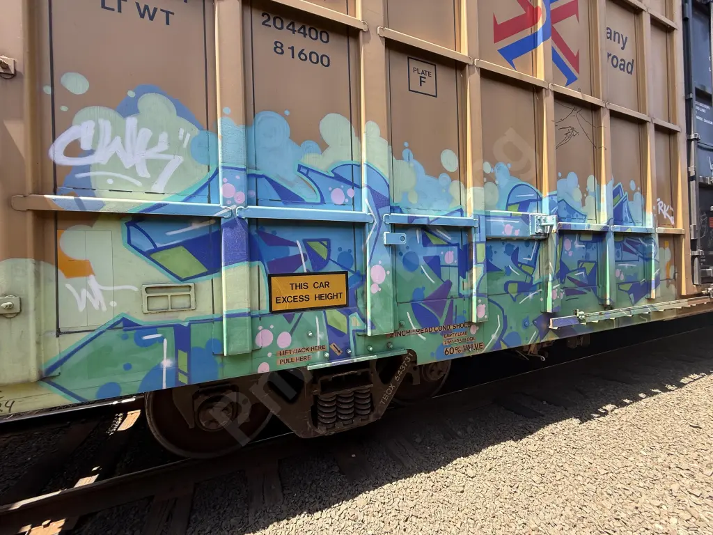 TBOX643731 - NORTH-AMERICA