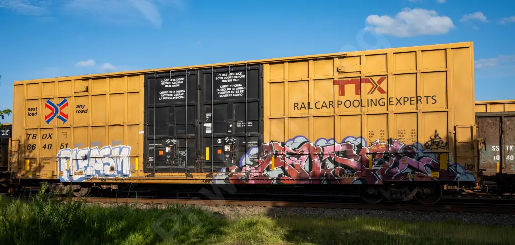 TBOX664051 - NORTH-AMERICA