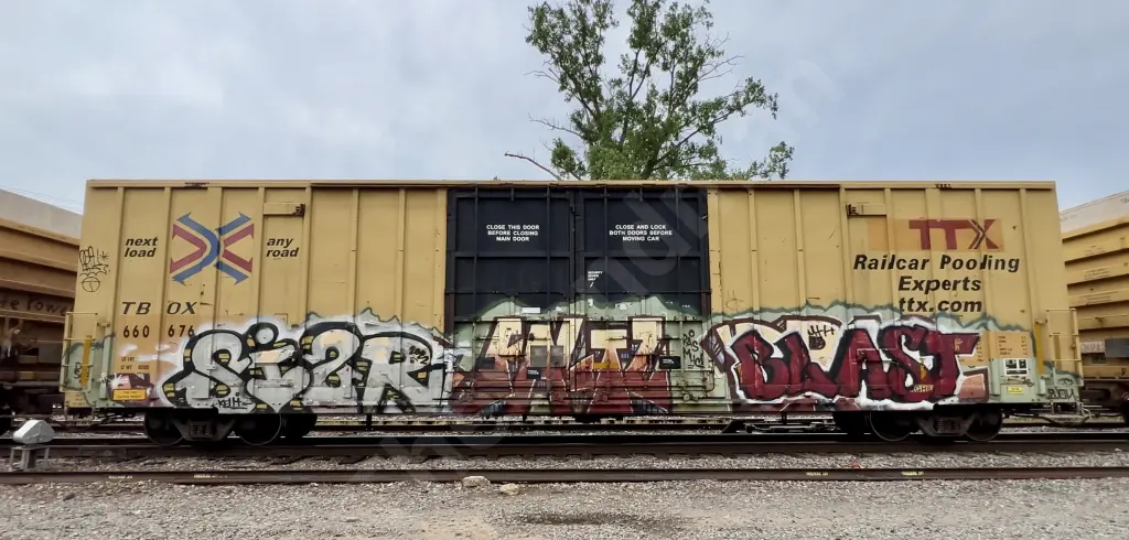 TBOX660676 - NORTH-AMERICA