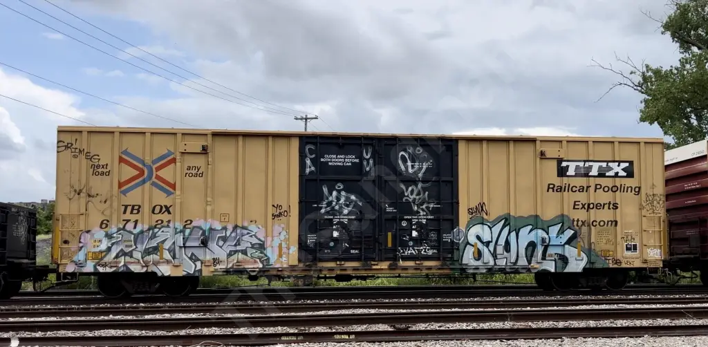 TBOX671212 - NORTH-AMERICA