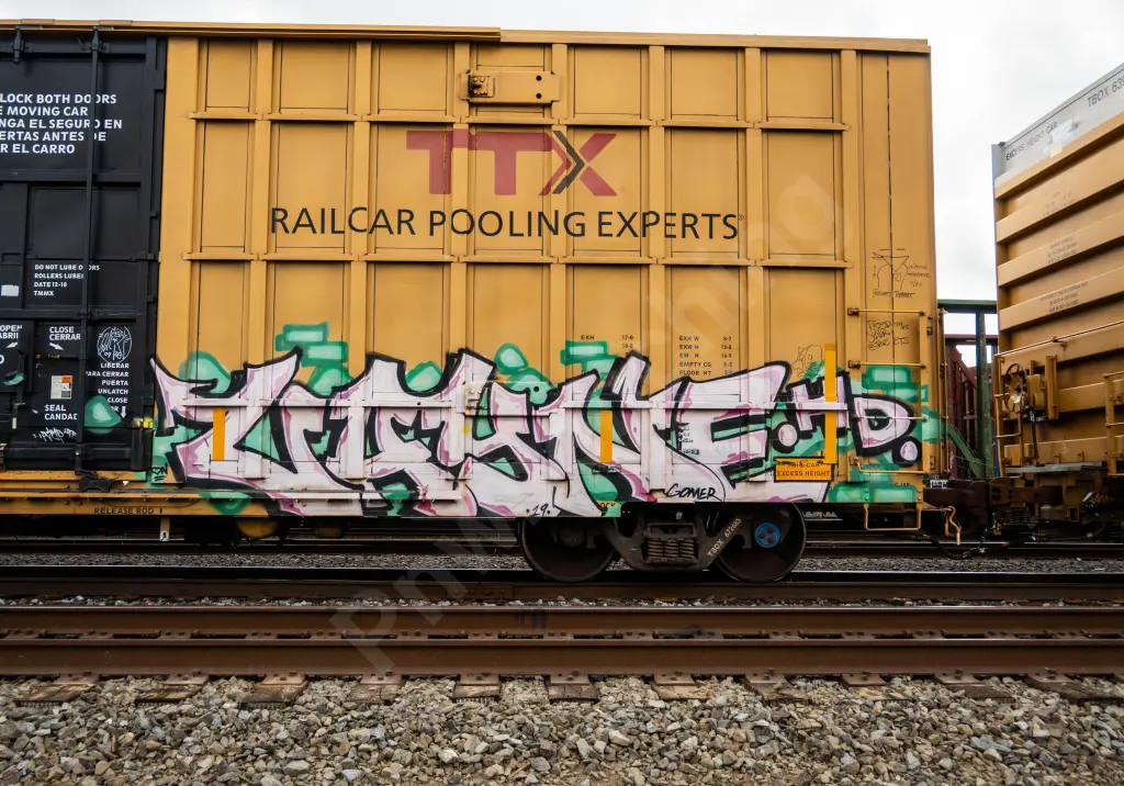 TBOX672685 - NORTH-AMERICA