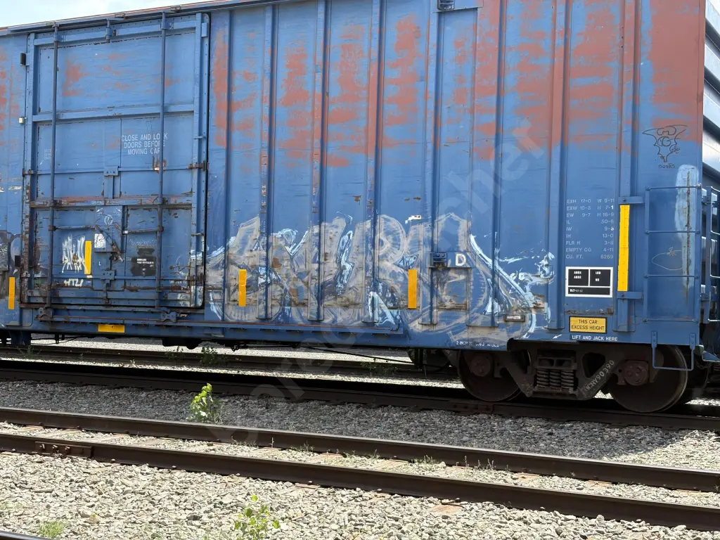UCRY90390 - CANADA