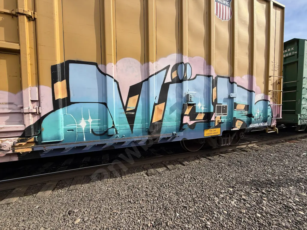 UP700015 - NORTH-AMERICA
