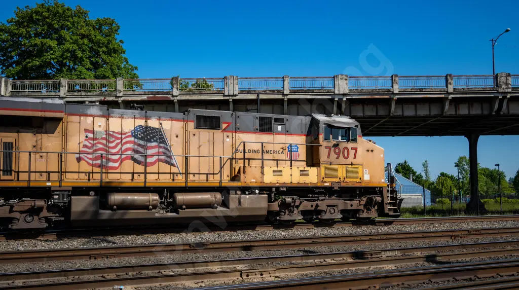 UP7907 - NORTH-AMERICA