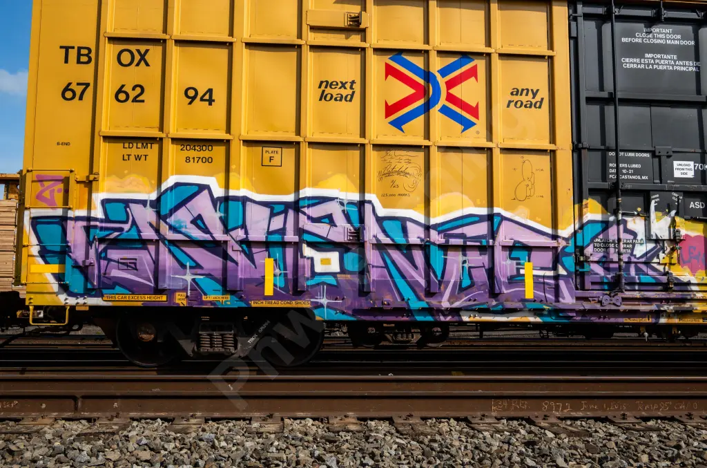 TBOX676294 - NORTH-AMERICA