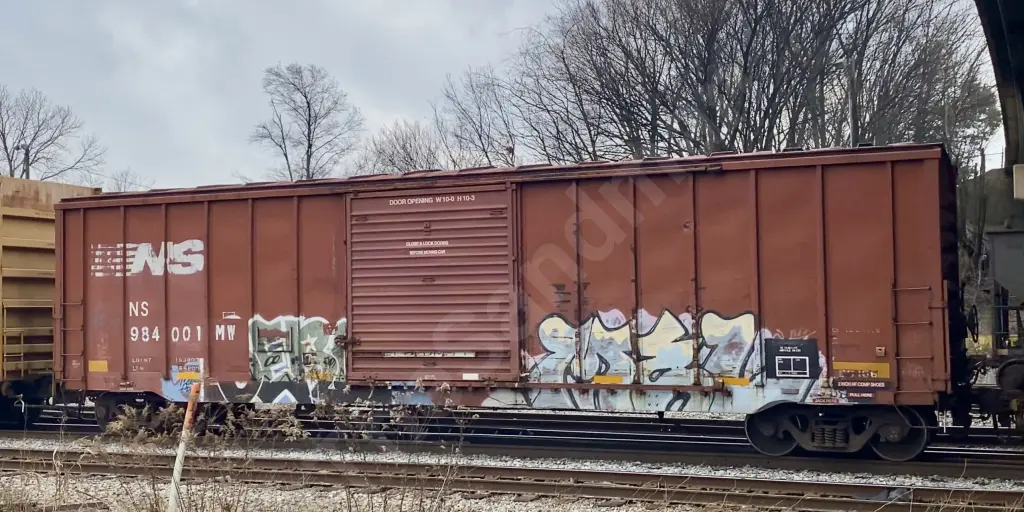 NS984001 - NORTH-AMERICA