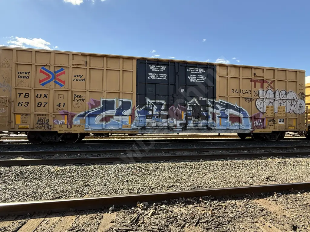 TBOX639741 - NORTH-AMERICA