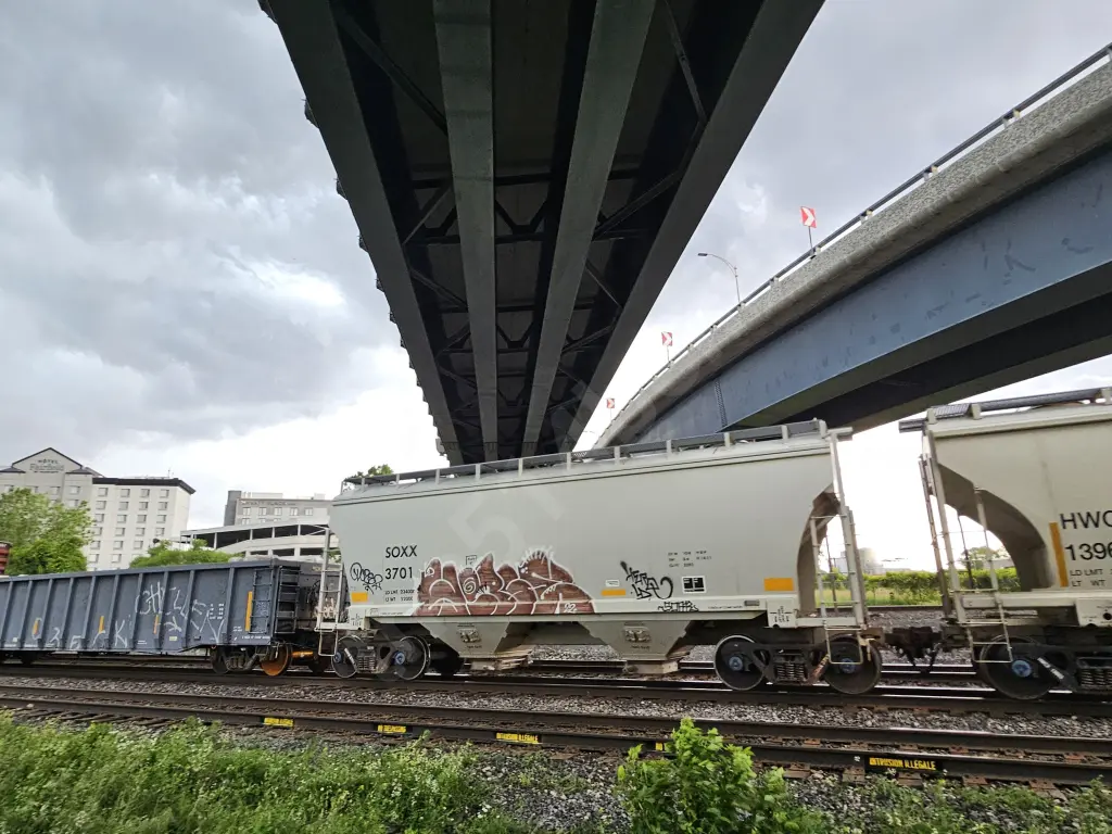SOXX3701 - NORTH-AMERICA