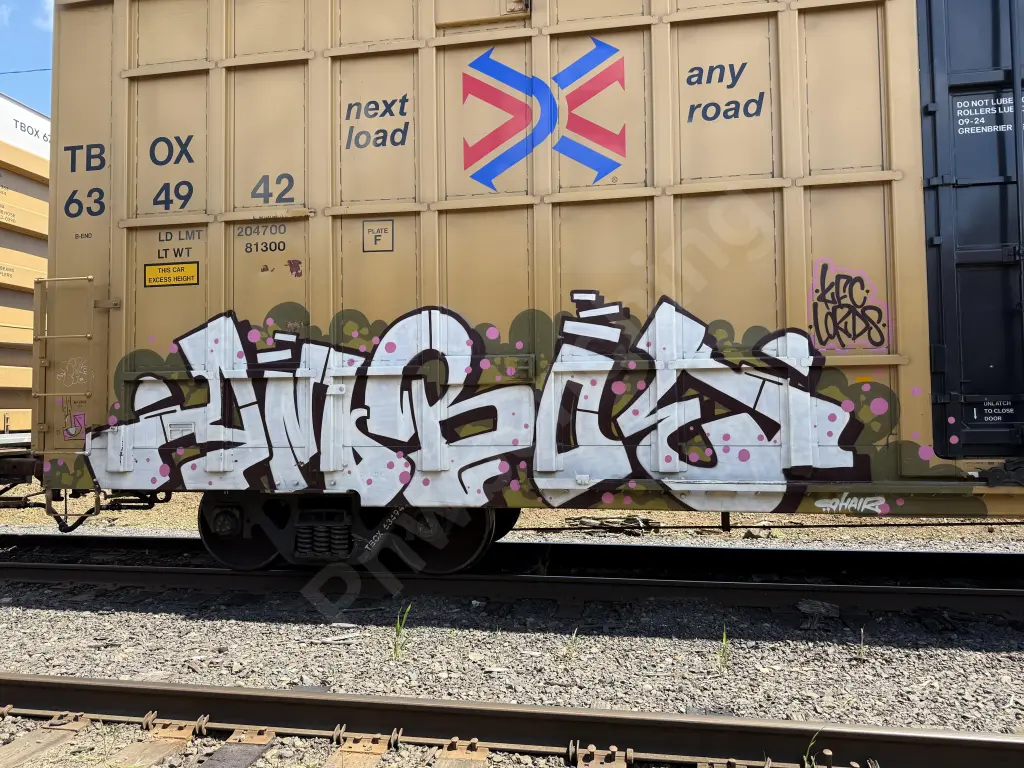 TBOX634942 - NORTH-AMERICA