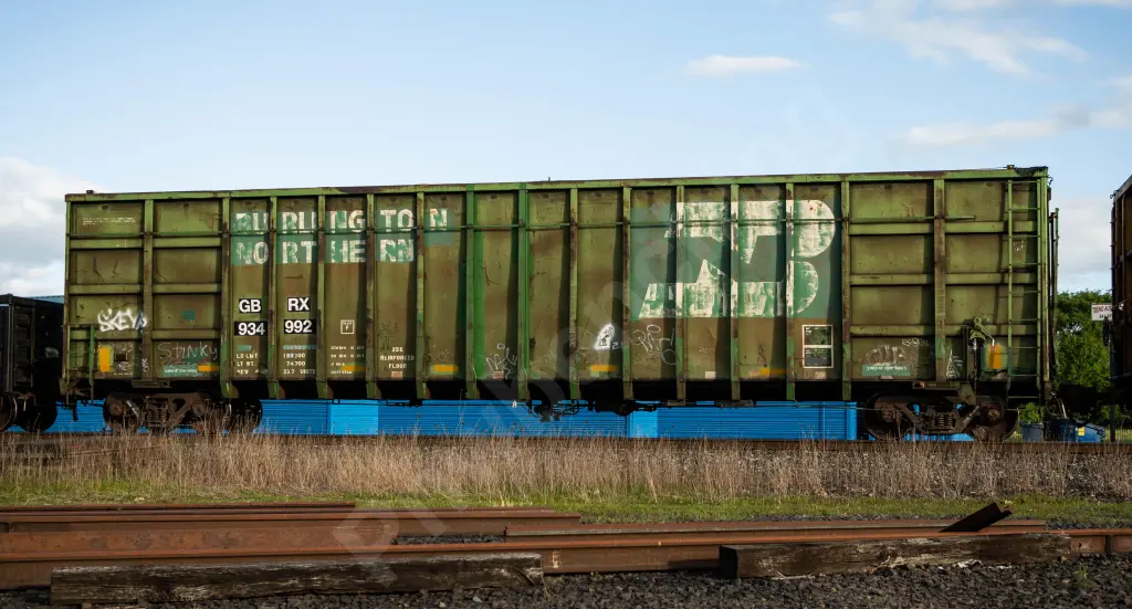GBRX934992 - NORTH-AMERICA