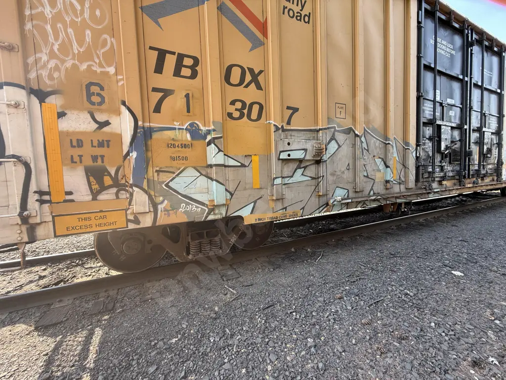 TBOX671307 - NORTH-AMERICA