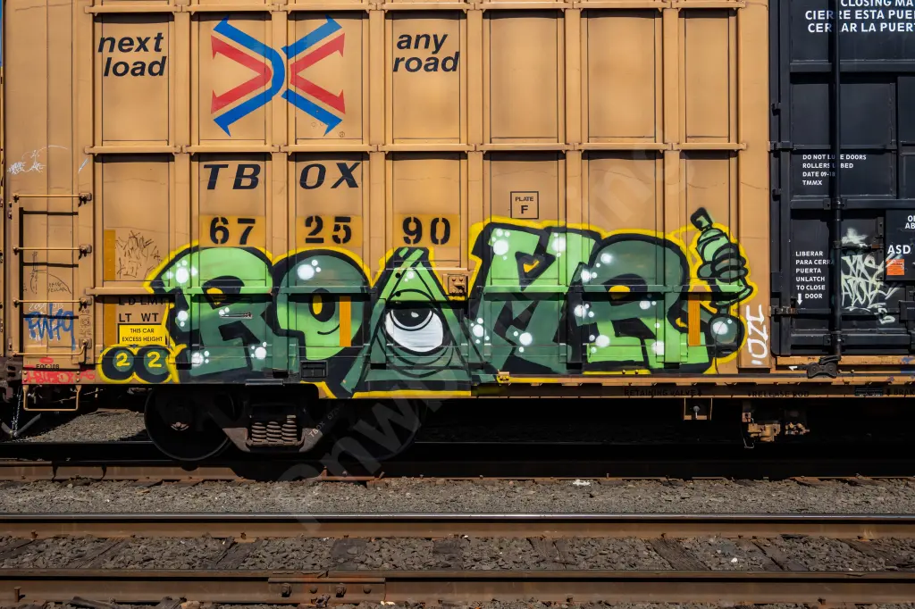 TBOX672590 - NORTH-AMERICA