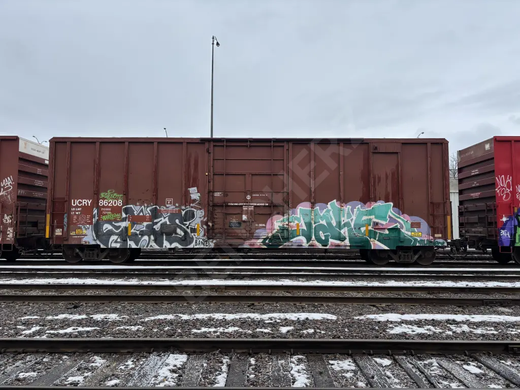 UCRY86208 - NORTH-AMERICA