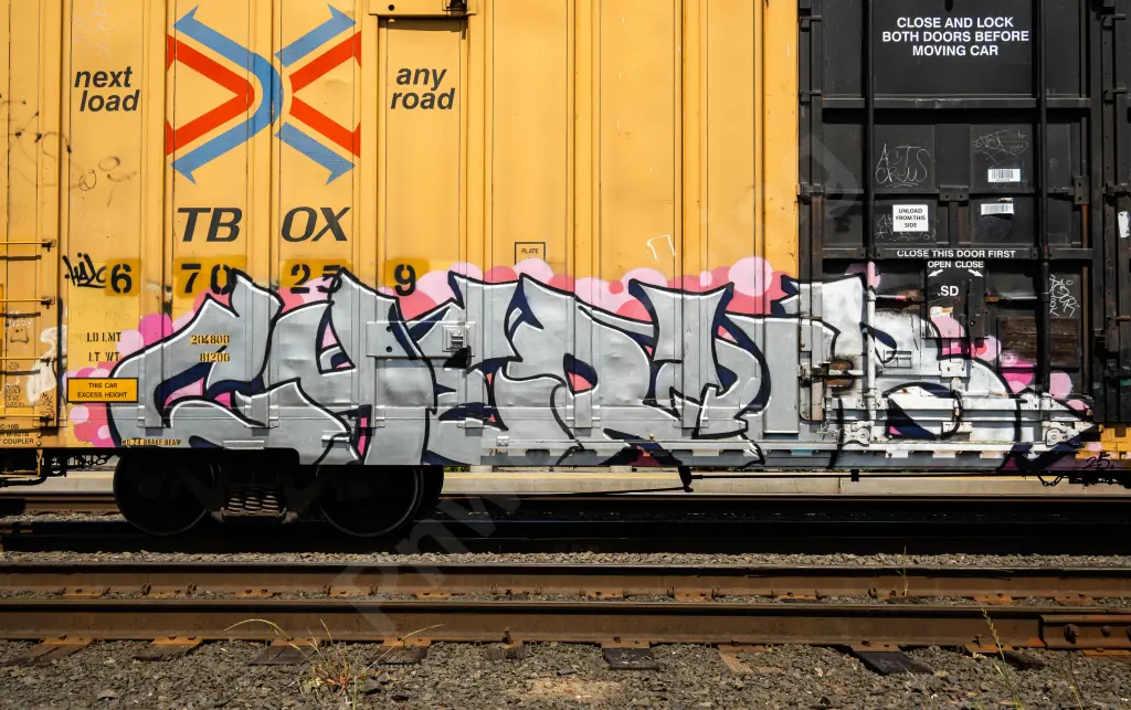 TBOX670259 - NORTH-AMERICA